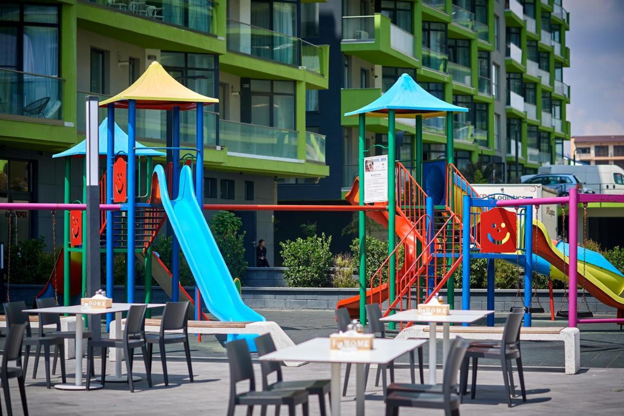 Rainbow Sea View Apartment Spa N Pool Resort - Parking 마마이아 외부 사진